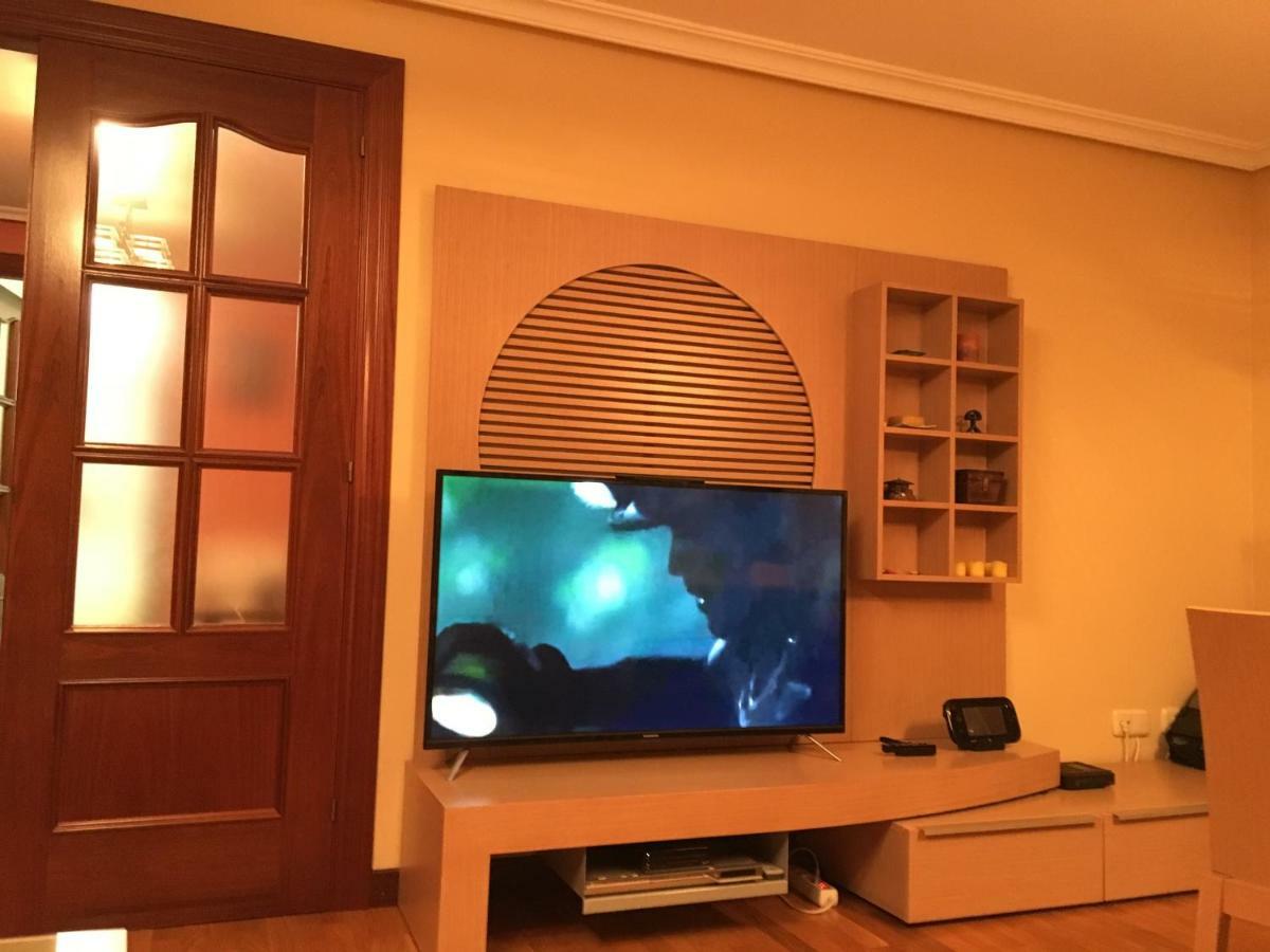Piso Velazquez Διαμέρισμα Χιχόν Εξωτερικό φωτογραφία